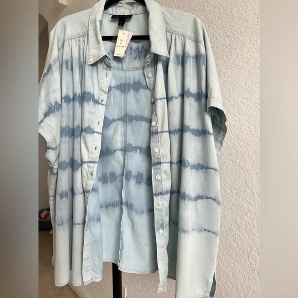 Lane Bryant Denim-look Tie-Dye Blouse | 30/32 - Picture 5 of 12